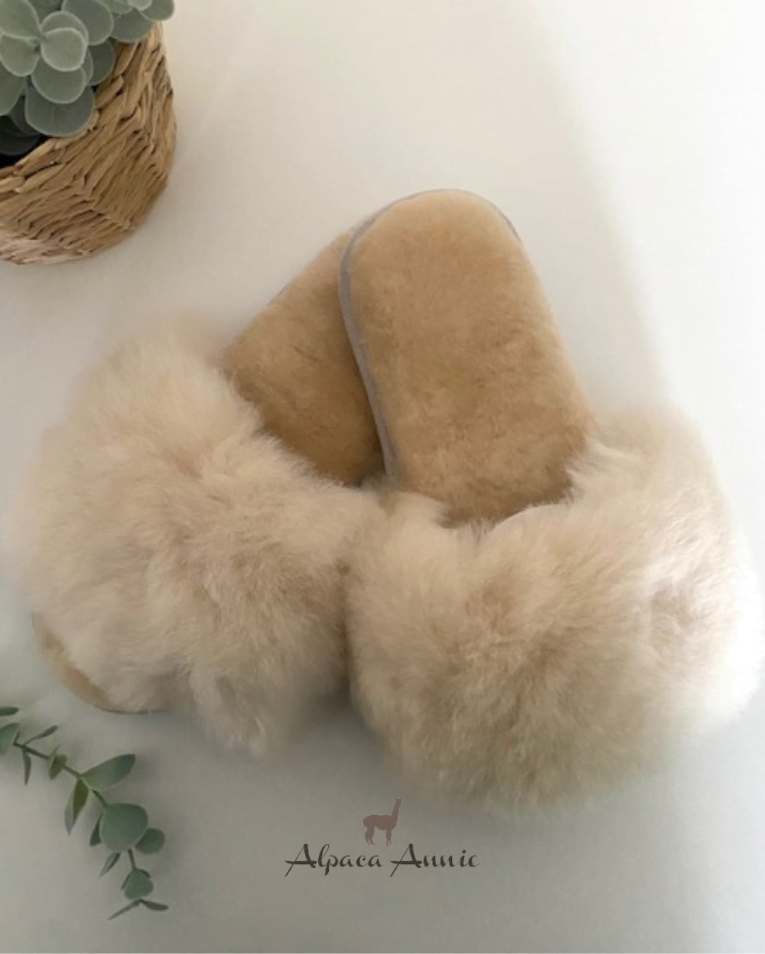 Samantha Holmes Fur Sliders Champagne Alpaca Annie